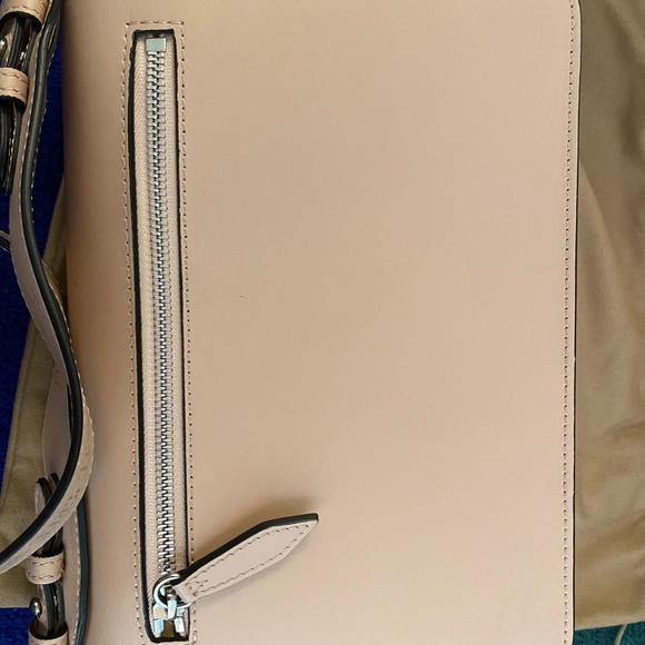 Burberry Perforated crossbody bag Beige - Picture 6 of 12